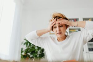 The 30-Second Test That Shows Why You're Not Losing Belly Fat woman frustrated scale